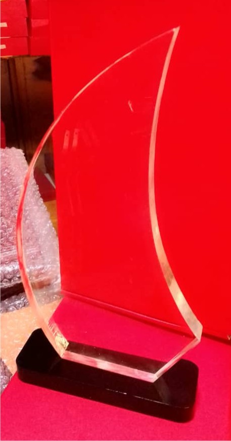 quality-wholesale-acrylic-award-branding-expert-Accra-Sunyani-Tema-Techiman-Kumasi-Takoradi-Obuasi-Cape-Coast-Ashiaman-Agona-Swedru-Takoradi-Teshi-ghana-west-africa (5)